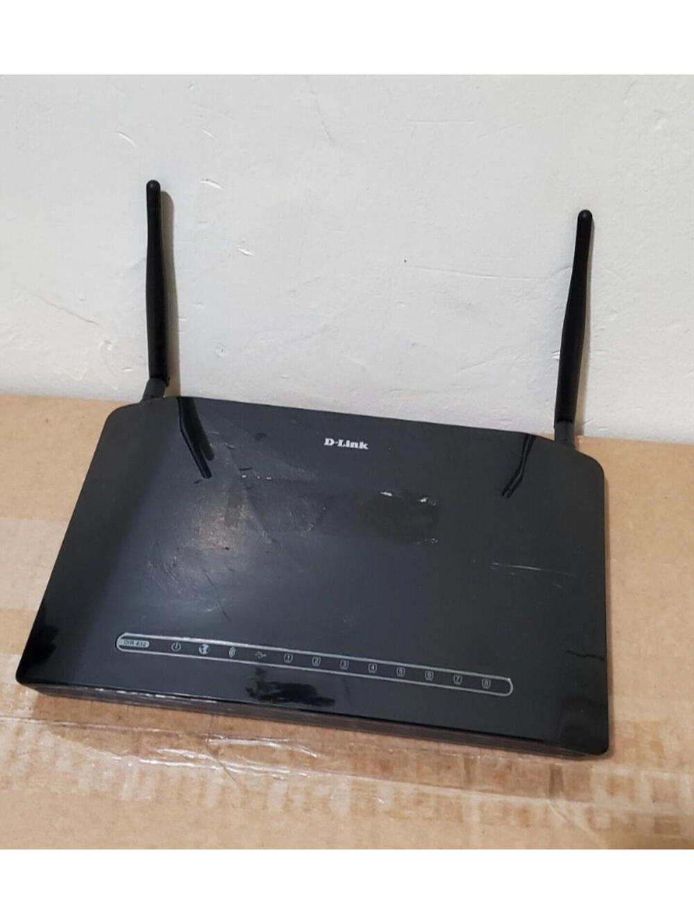 D-Link DIR-632 Wireless N Router DD-WRT Installed 8-Port Dual Antenna Open Sourc
